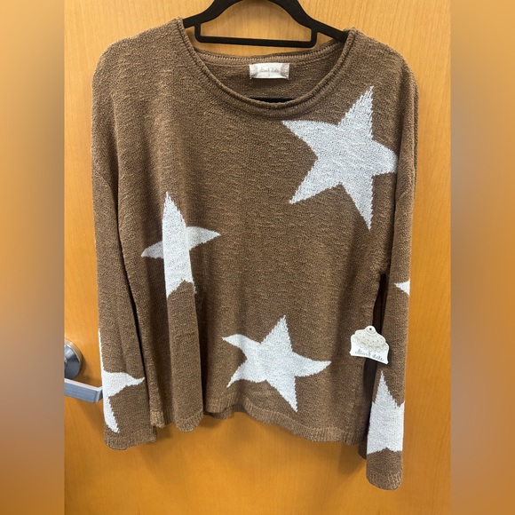 NWT ALTAR'D STATE Small Brown and White Bell Sleeve Star Print Sweater - Picture 1 of 6